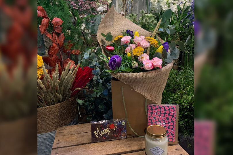 Mothers Day Market Hall Bundle